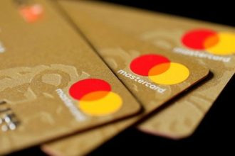 Mastercard Launches Classic and Platinum Debit Cards in Partnership with Amal Bank