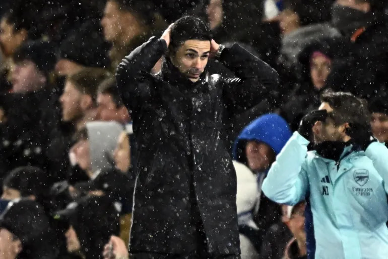 Arsenal held at Brighton while Man City bounce-back continues