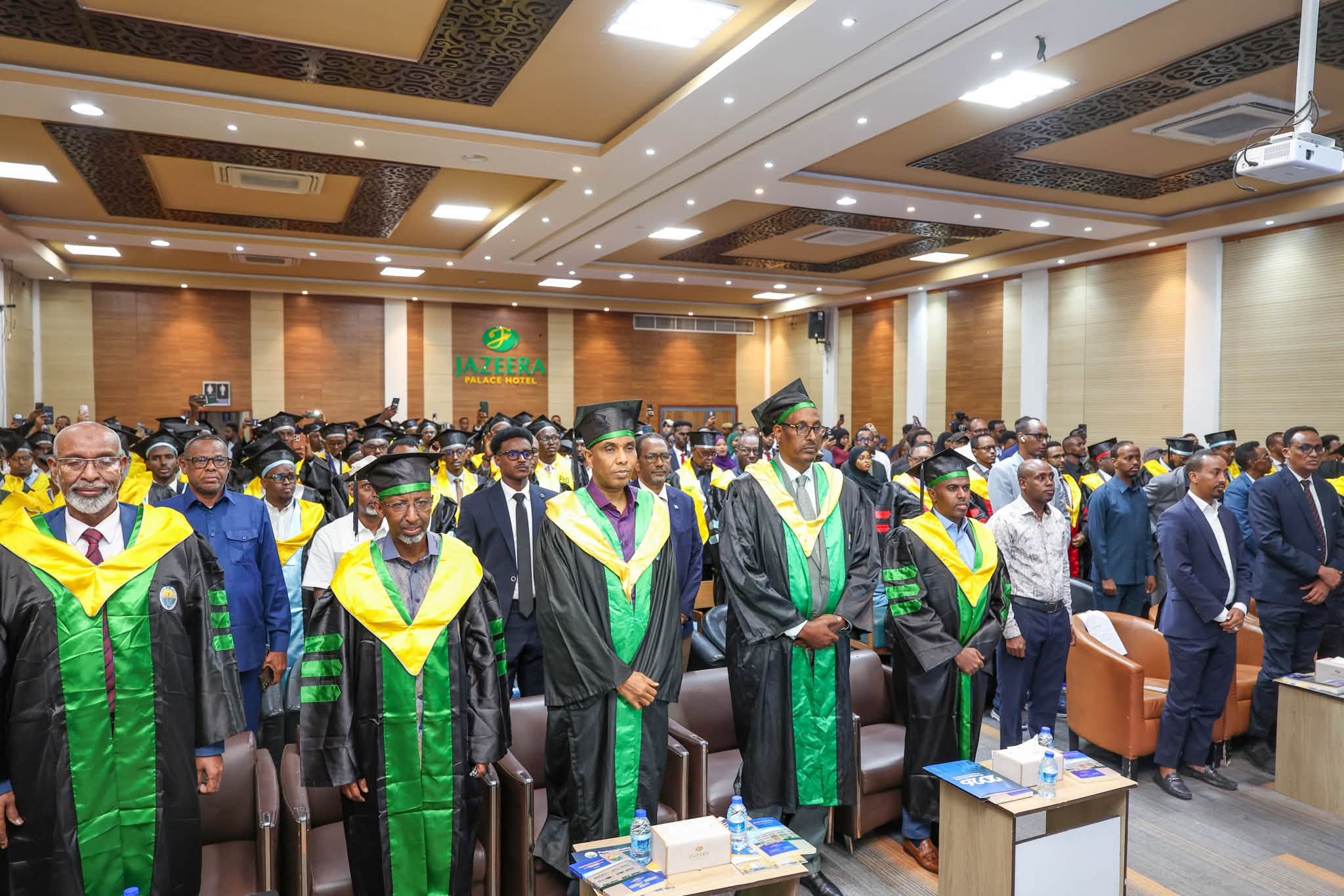 رئيس الوزراء يشهد حفل تخريج دفعة من جامعة مقديشو